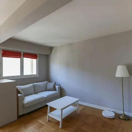 Nice 60M Located Near The Arc De Triomphe *